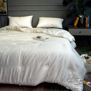 Подушки та ковдри